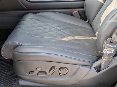 New 2026 Genesis GV80 3.5T Prestige image 15