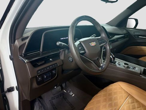 Used 2023 Cadillac Escalade Sport w/ Touring Package AWD/4WD image 12