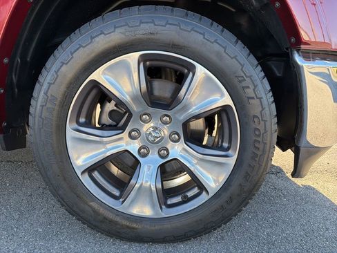 Used 2019 RAM 1500 Laramie image 11