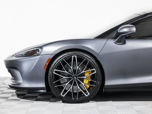 Used 2023 McLaren GT Base image 14