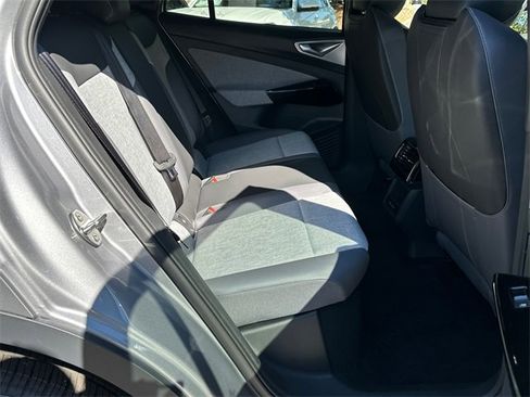 New 2025 Volkswagen ID.4 Pro image 15