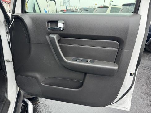 Used 2007 HUMMER H3 image 19