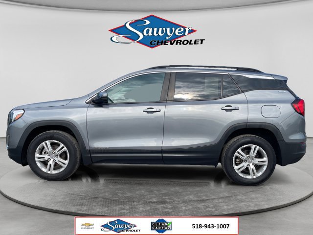 Used 2021 GMC Terrain SLE w/ Driver Convenience Package AWD/4WD image 2
