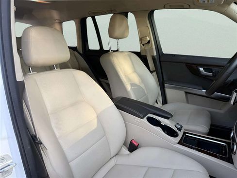 Used 2015 Mercedes-Benz GLK 350 2WD image 15