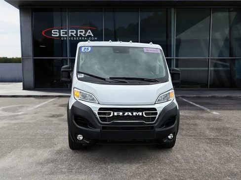 Used 2025 RAM ProMaster 2500 w/ U-Haul Equipment Group FWD image 8