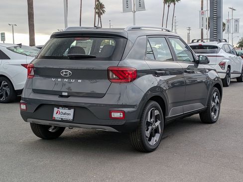 New 2026 Hyundai Venue SEL image 4