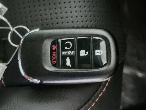 Used 2026 Honda CR-V Sport-L image 33