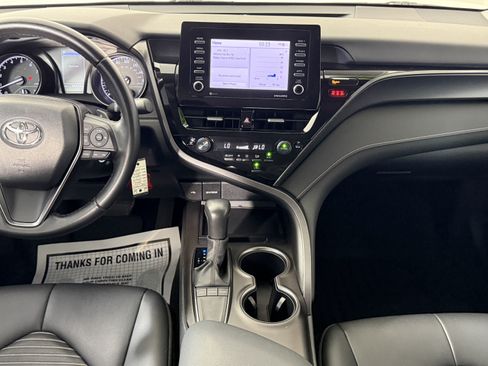 Used 2023 Toyota Camry SE FWD image 11