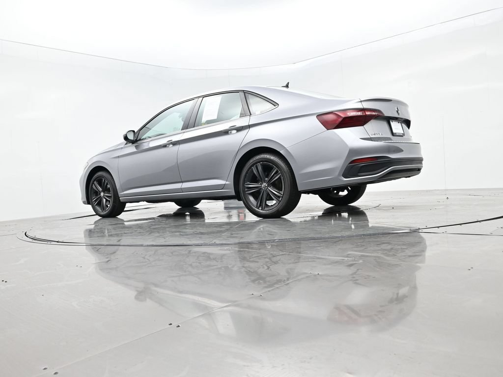 Used 2022 Volkswagen Jetta SE FWD image 47