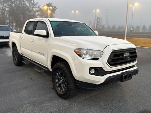 Certified 2023 Toyota Tacoma SR5 image 6