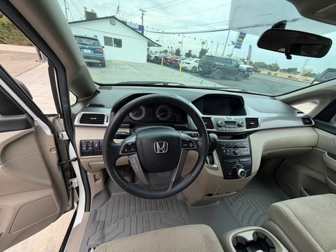 Used 2013 Honda Odyssey EX image 6