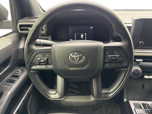 Used 2025 Toyota Tacoma SR AWD/4WD image 56