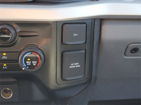 Used 2024 Ford F250 XLT image 27