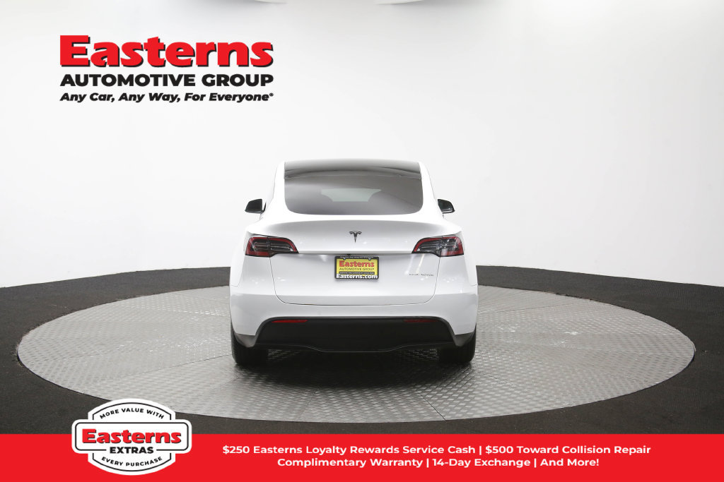 Used 2022 Tesla Model Y Long Range AWD/4WD image 33