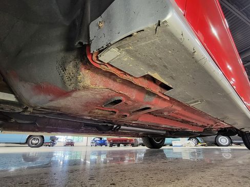 Used 2001 Chevrolet Monte Carlo SS w/ High Sport Appearance Pkg FWD image 8