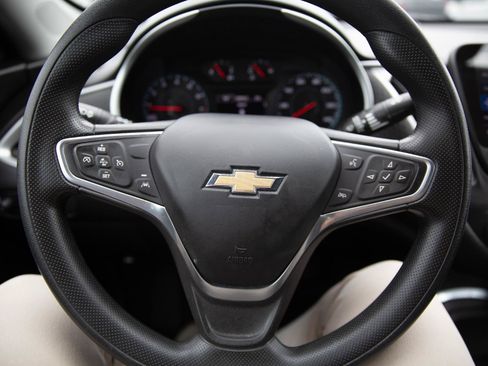 Used 2023 Chevrolet Malibu LT FWD image 10