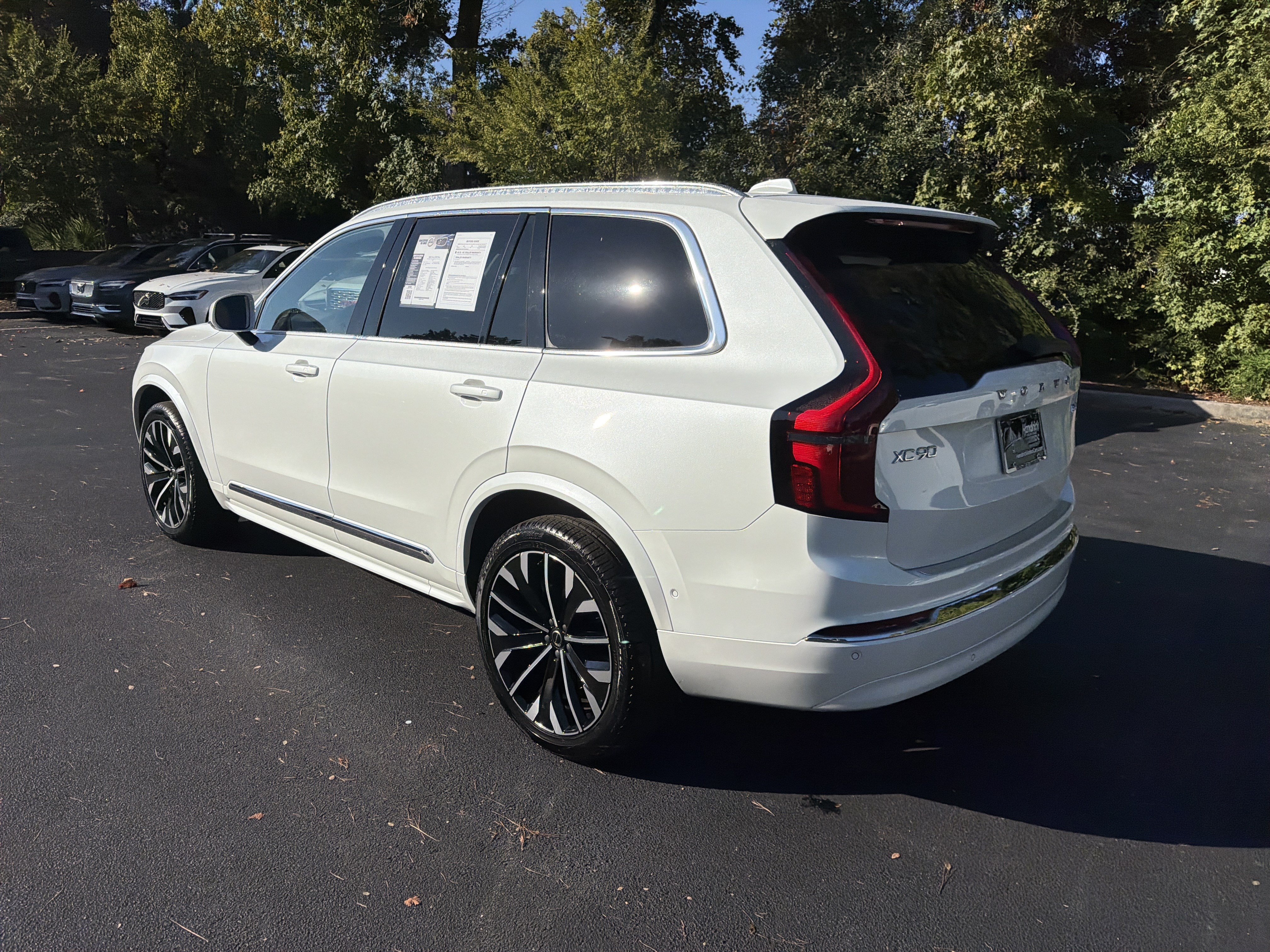 Certified 2026 Volvo XC90 B6 Plus AWD/4WD image 13