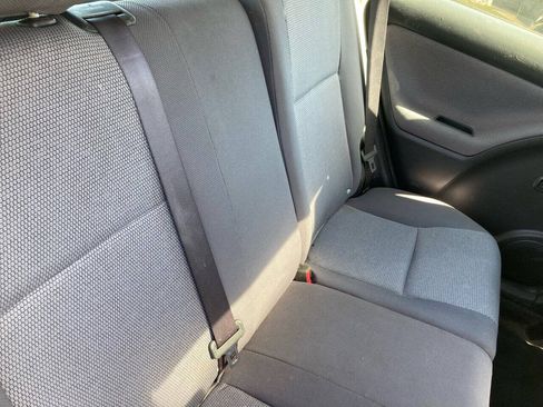 Used 2005 Toyota Matrix XR AWD/4WD image 9