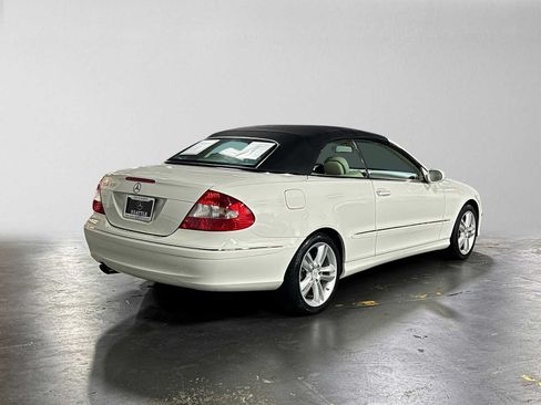 Used 2008 Mercedes-Benz CLK 350 Cabriolet image 3