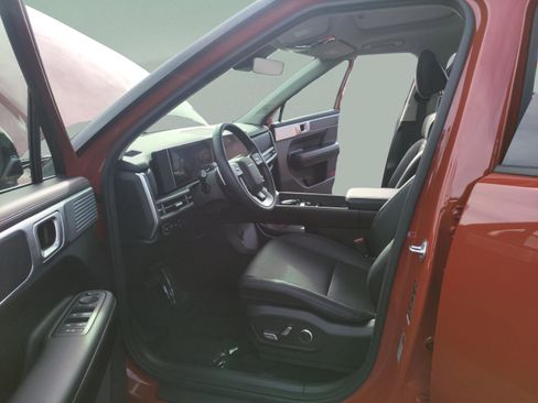 Used 2025 Hyundai Santa Fe XRT image 12