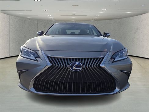 Used 2021 Lexus ES 300h w/ Premium Package image 8
