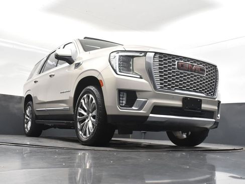 Used 2021 GMC Yukon Denali w/ LPO, Illumination Package image 42