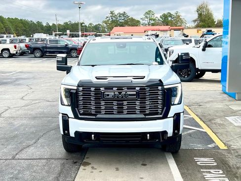 New 2026 GMC Sierra 2500 Denali Ultimate image 6