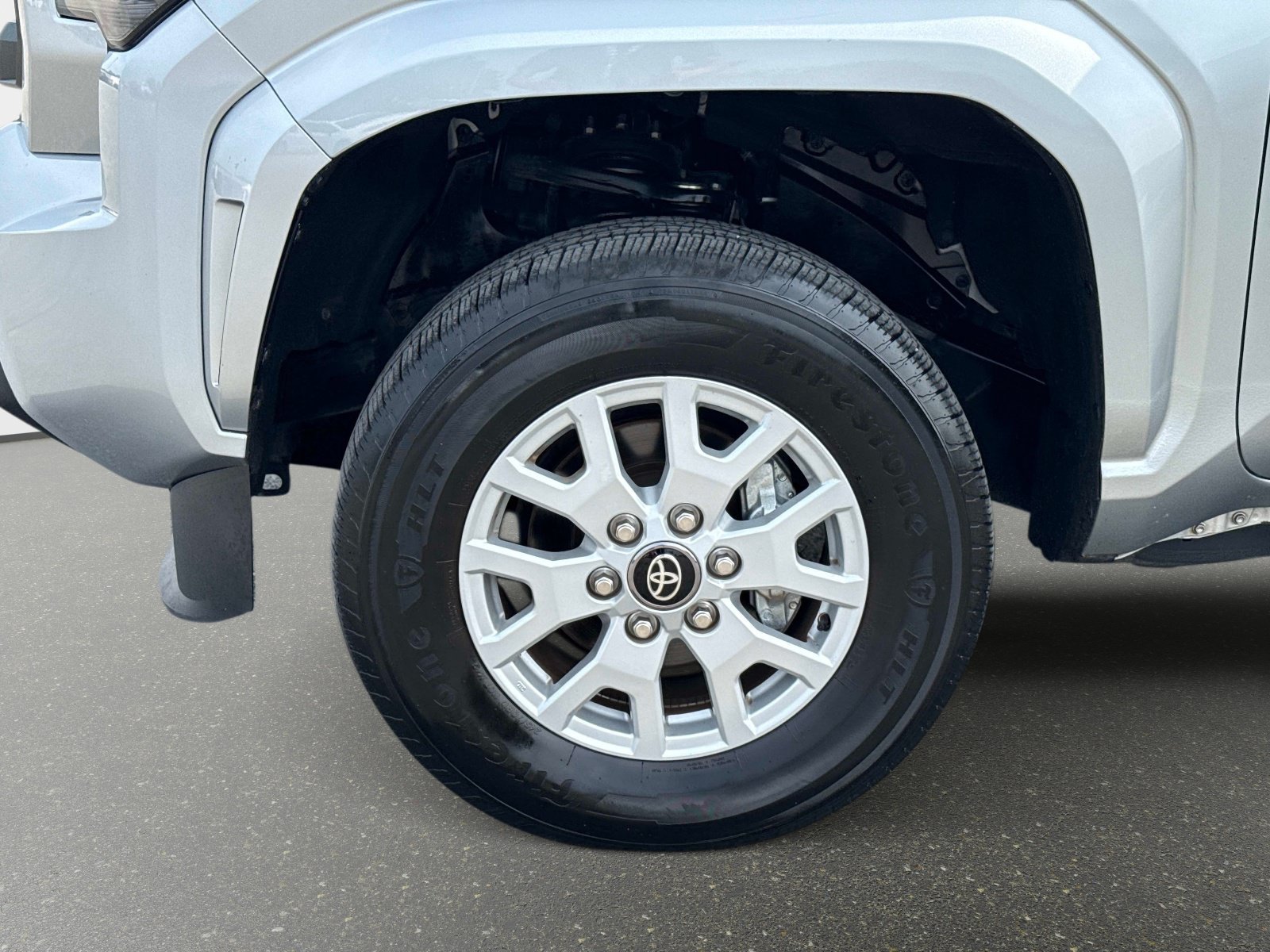 Used 2025 Toyota Tacoma SR5 RWD image 12