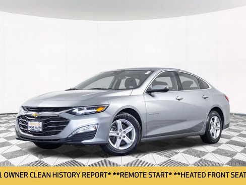 Used 2024 Chevrolet Malibu LT FWD image 2