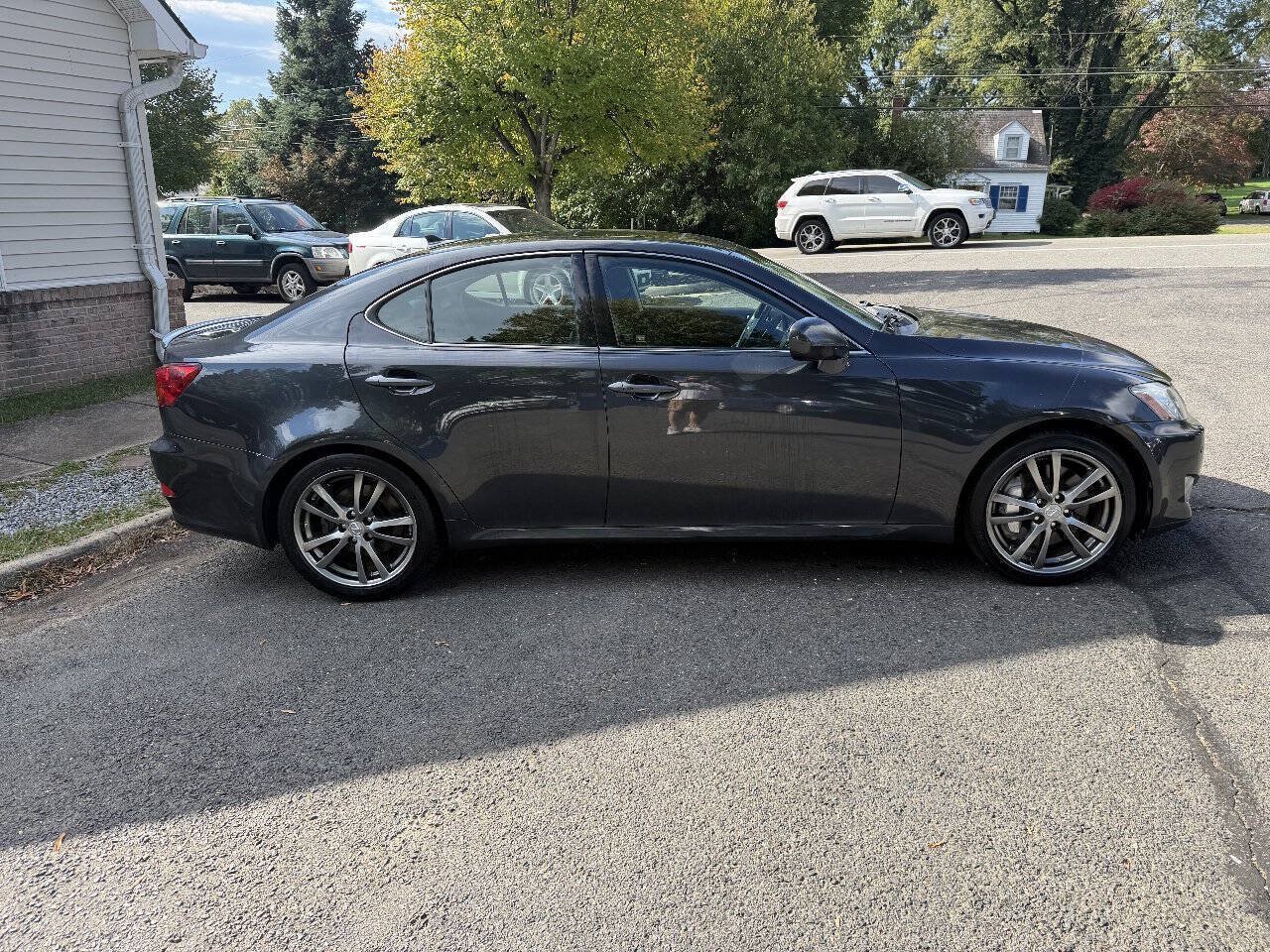 Used 2008 Lexus IS 350 RWD image 8
