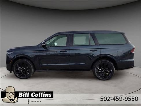 New 2025 Lincoln Navigator Reserve w/ Jet Appearance Package image 13