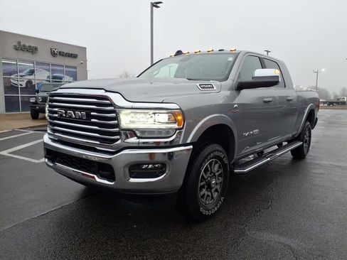 Used 2022 RAM 2500 Limited w/ Snow Chief Group AWD/4WD image 2
