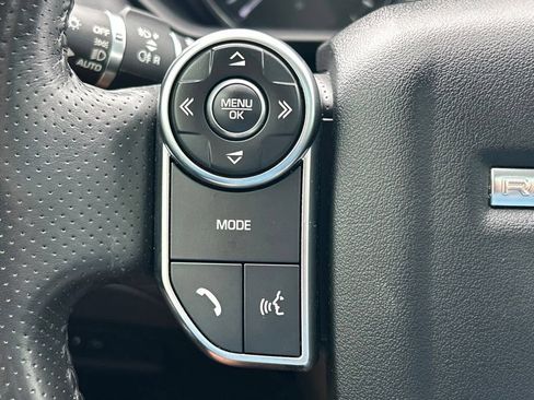 Used 2016 Land Rover Range Rover Sport SE AWD/4WD image 27