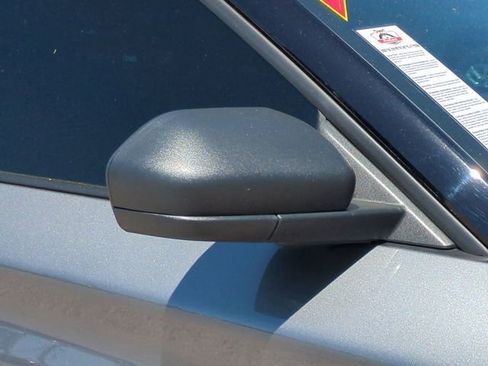 Used 2025 Ford Explorer Active RWD image 12