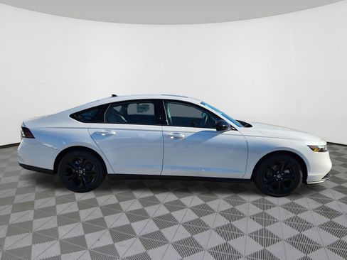 New 2025 Honda Accord SE image 6