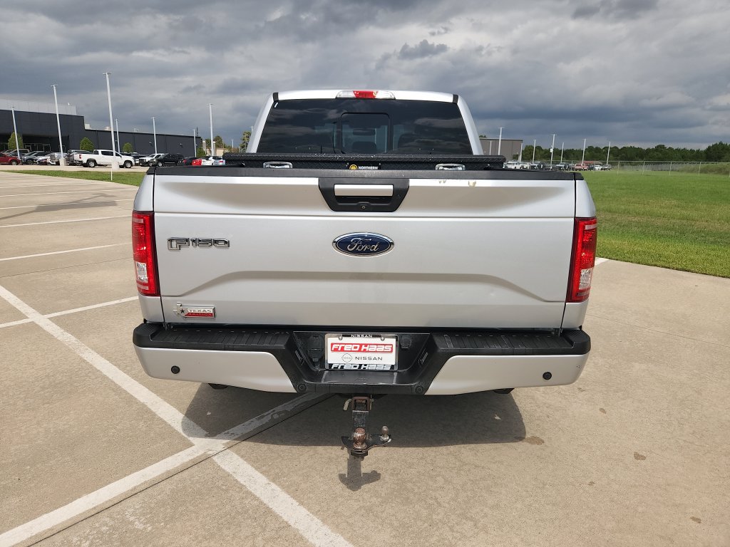 Used 2017 Ford F150 XLT w/ Equipment Group 302A Luxury RWD image 6