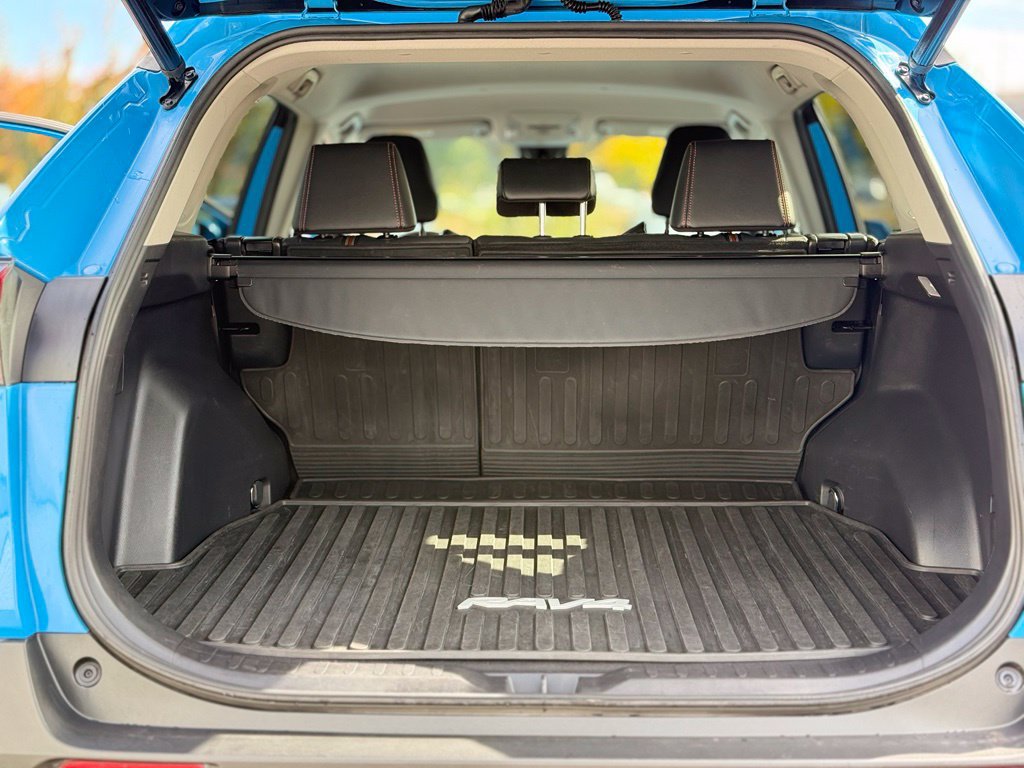 Used 2019 Toyota RAV4 Adventure AWD/4WD image 11
