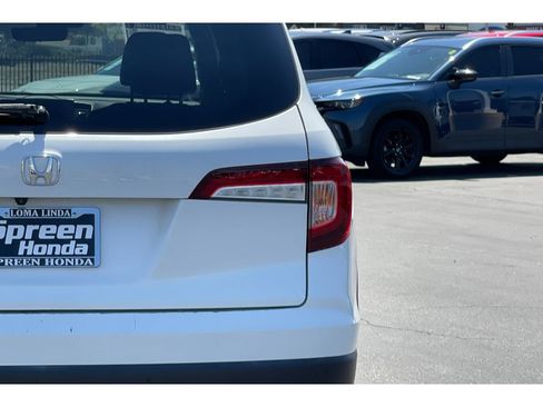 Used 2021 Honda Pilot Black Edition image 16