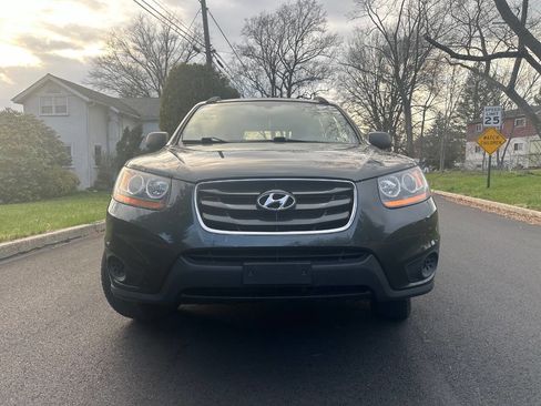 Used 2010 Hyundai Santa Fe GLS image 3