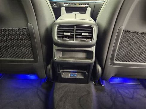 Used 2025 Mercedes-Benz GLE 350 4MATIC image 36