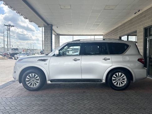 Used 2021 Nissan Armada SV AWD/4WD image 7