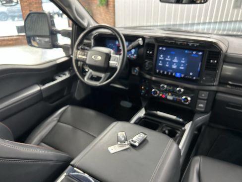 Used 2024 Ford F250 Lariat w/ Lariat Ultimate Package image 24