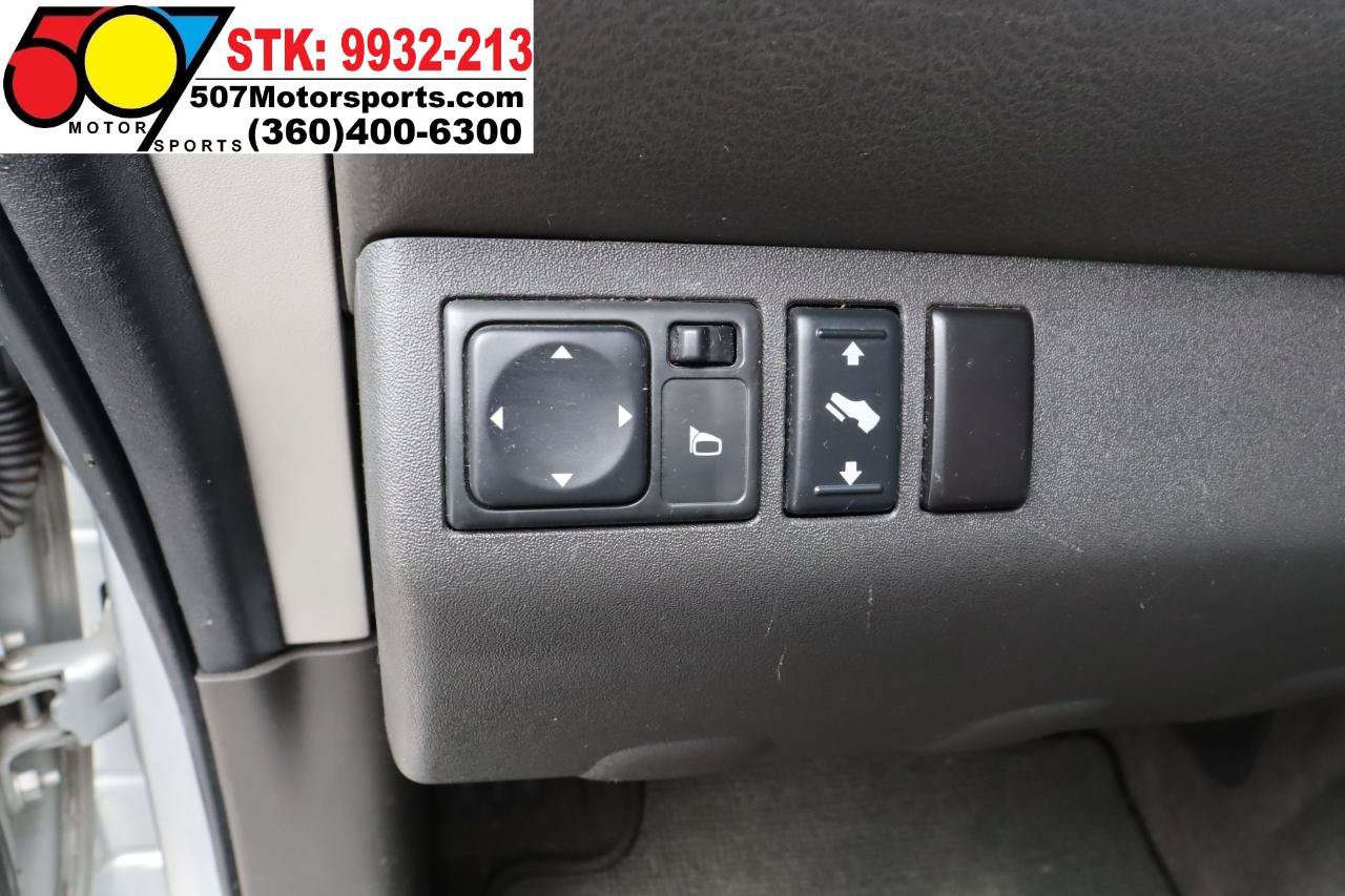 Used 2008 Nissan Pathfinder SE w/ Premium Pkg AWD/4WD image 14