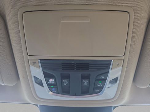 Used 2023 Acura MDX FWD w/ Technology Package image 16
