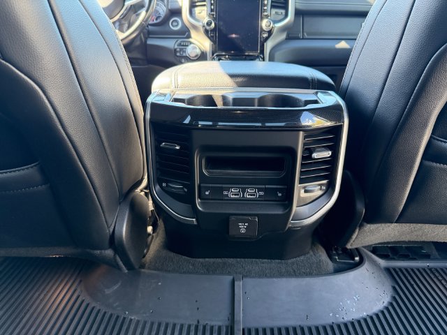 Used 2021 RAM 1500 Laramie AWD/4WD image 17