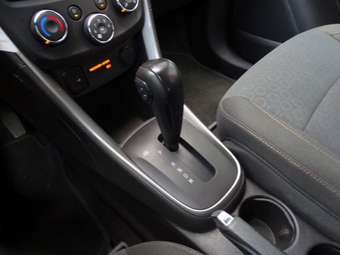 Used 2020 Chevrolet Trax LS w/ Tint and Cruise Package image 29