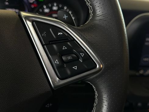 Used 2020 Chevrolet Camaro SS RWD image 13