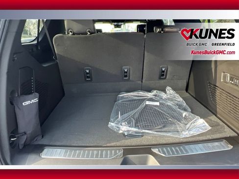 New 2026 GMC Yukon XL Denali Ultimate AWD/4WD image 35