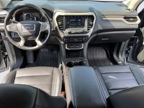 Used 2021 GMC Acadia Denali w/ Denali Ultimate Package AWD/4WD image 18