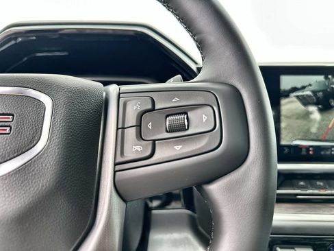 New 2026 GMC Sierra 1500 SLT AWD/4WD image 32